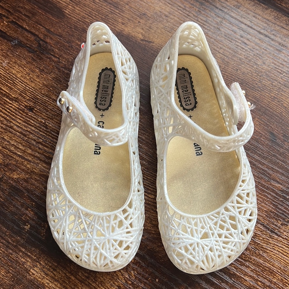 Mini Melissa Campana Size 8